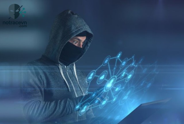 Vulnerability, trong ngữ cảnh an ninh mạng, là một điểm yếu hoặc lỗ hổng trong một hệ thống